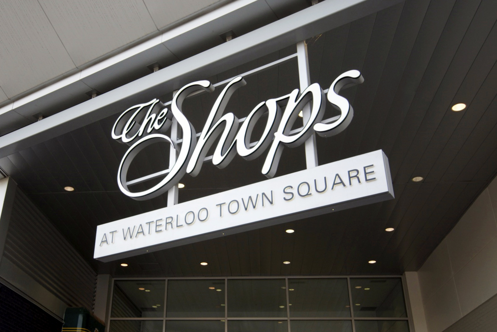 The Shops at Waterloo Town Square