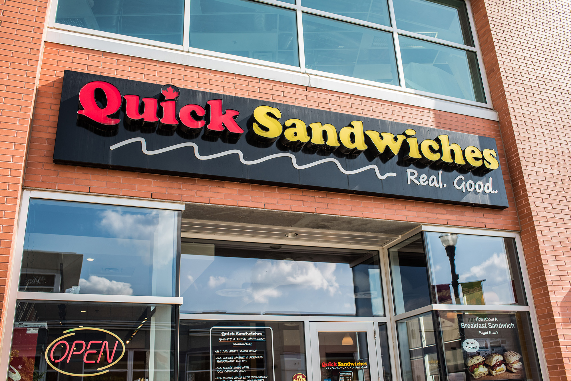 WaterlooTownSquare-QuickSandwiches copy