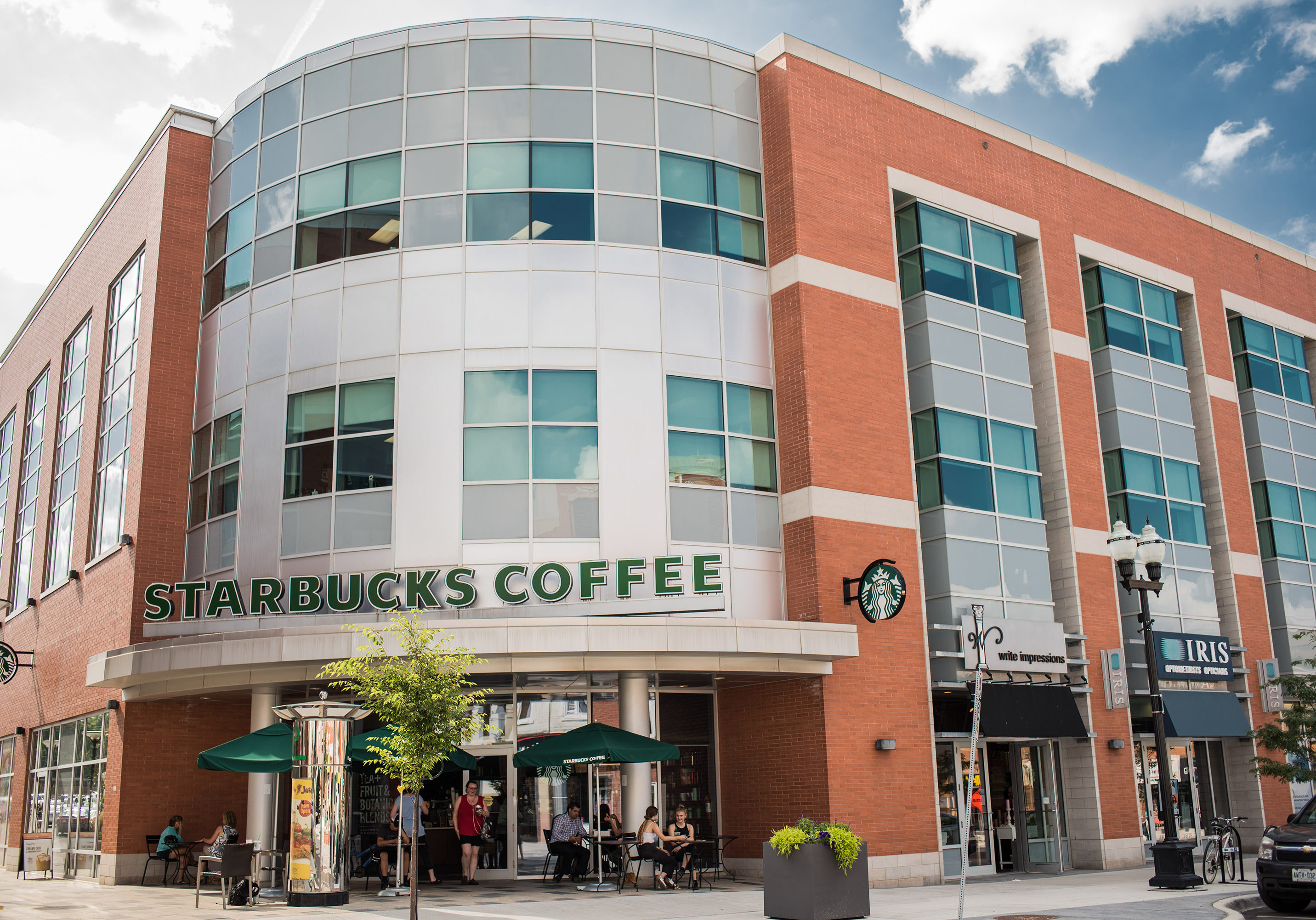 Waterloo Town Square - Starbucks